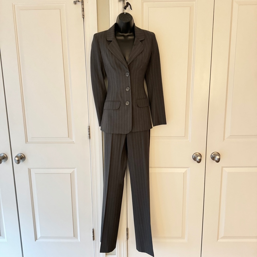 Arden B Gray Pinstripe Suit Jacket Pants Size 2